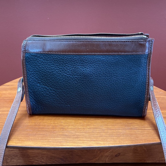 Vintage Dooney & Bourke Crossbody - Picture 3 of 6
